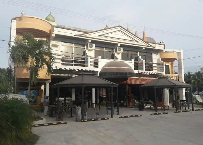 Cristina Hotel 2*